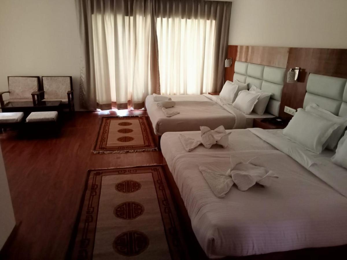 Hotel Jigmet, 列城 外观 照片