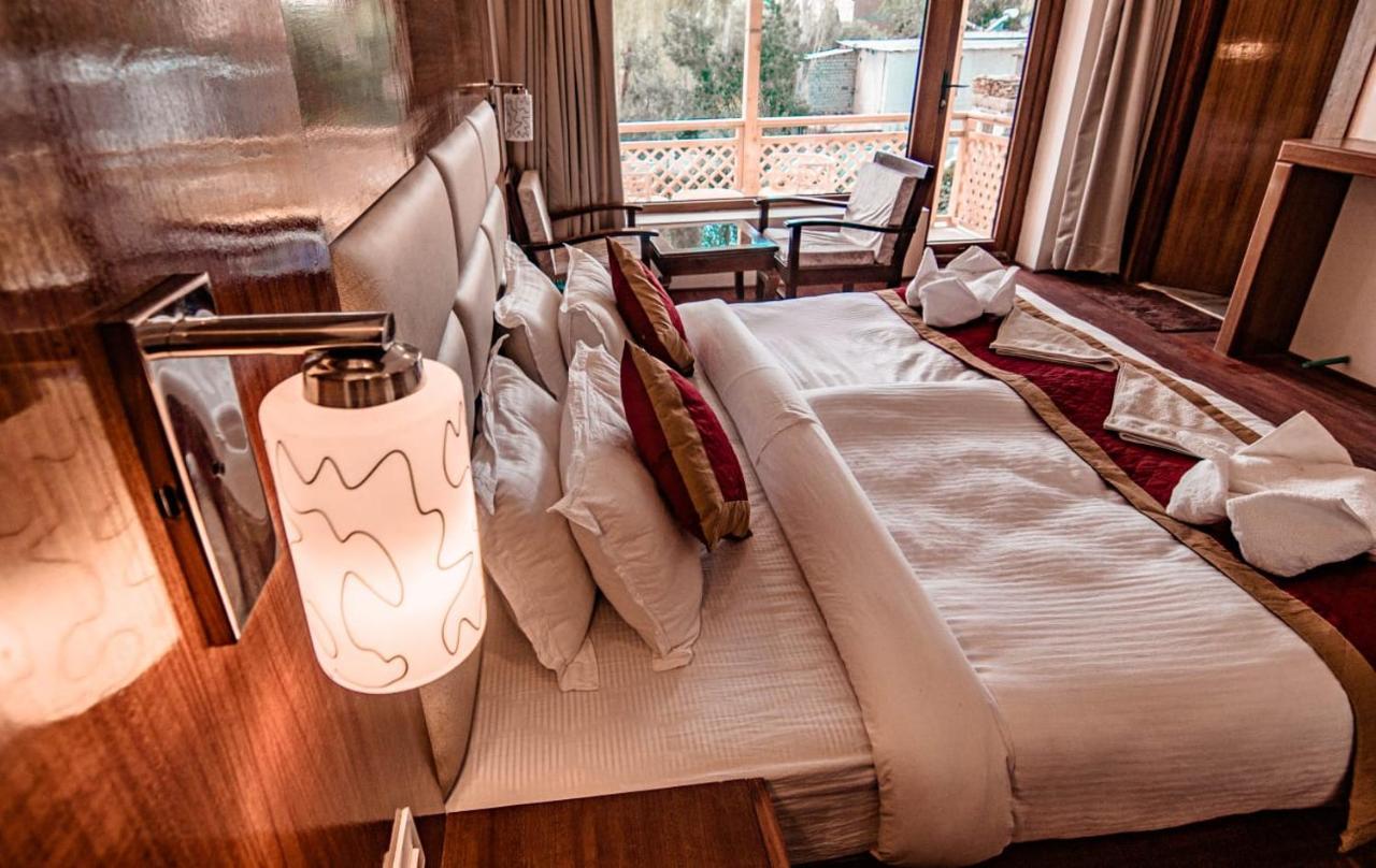 Hotel Jigmet, 列城 外观 照片